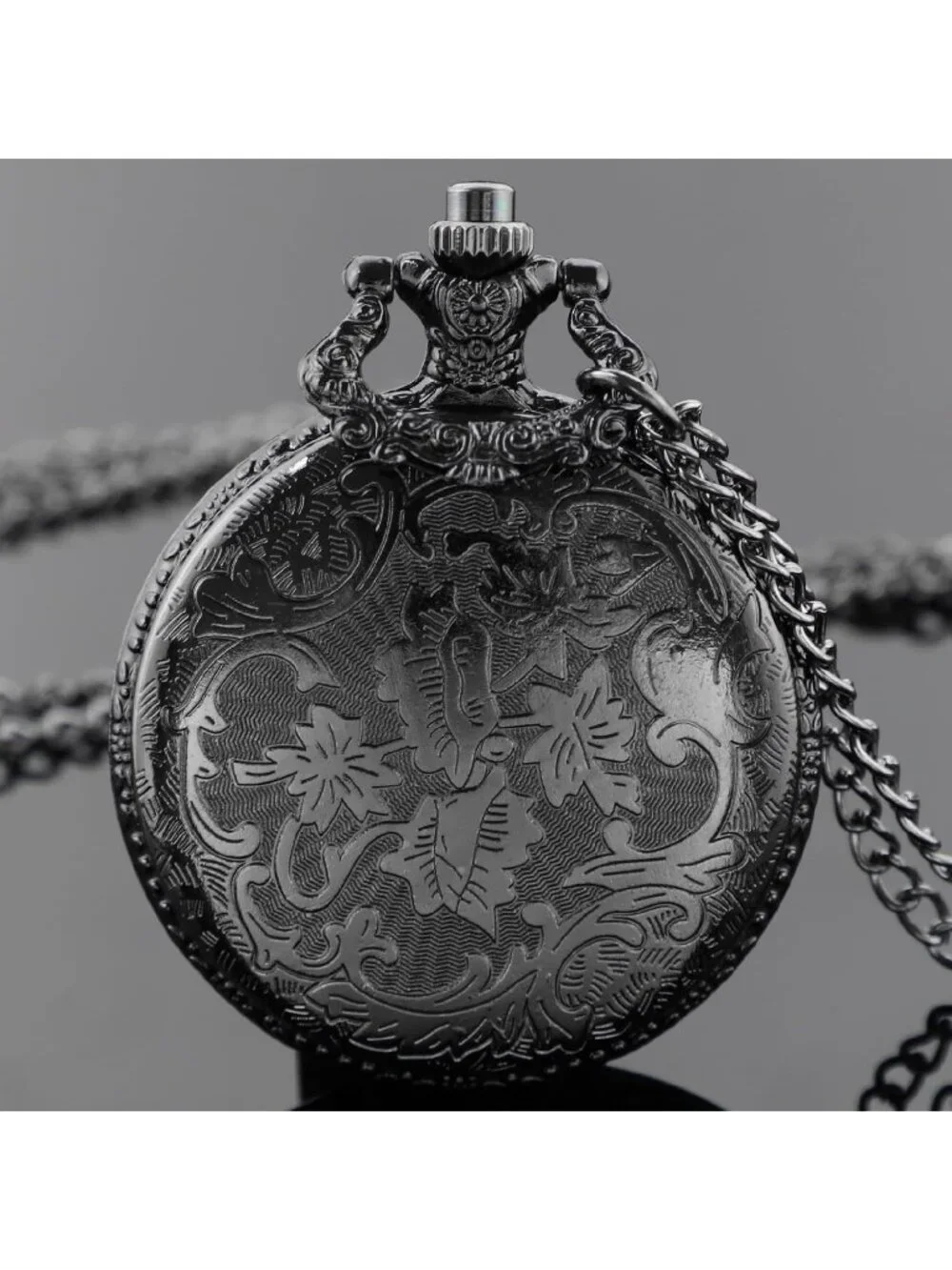 Men's Black Analog Quartz Arabic Numerals Engraved Wolf Vintage Pocket Watch